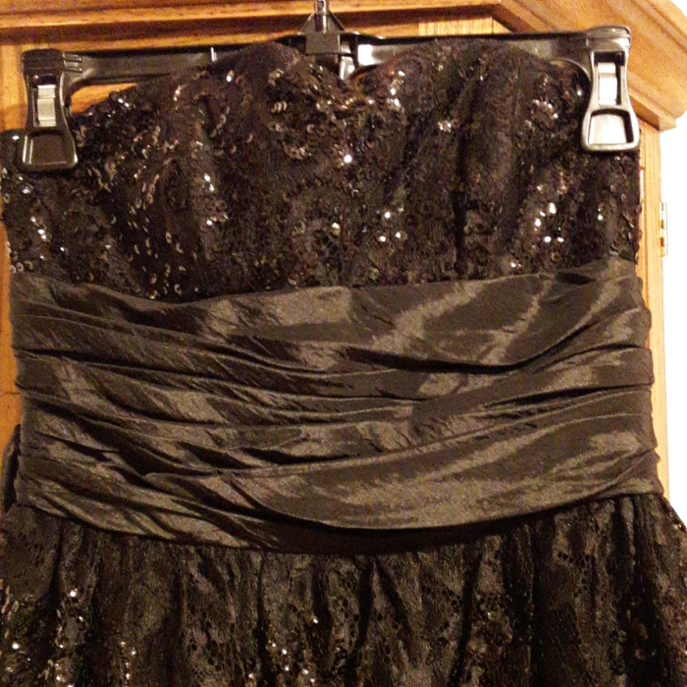 Betsey Johnson Dress - Picture 2 of 6